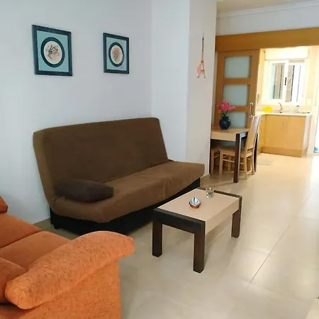 Vivienda Turistica La Marina Azahar *